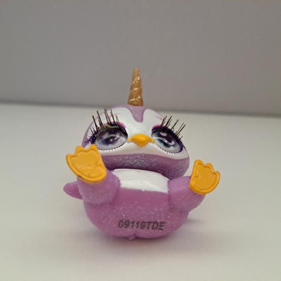 Poopsie Cutie Tooties WADDLE Purple Penguin Unicorn Rooted Lash - Picture 5 of 7